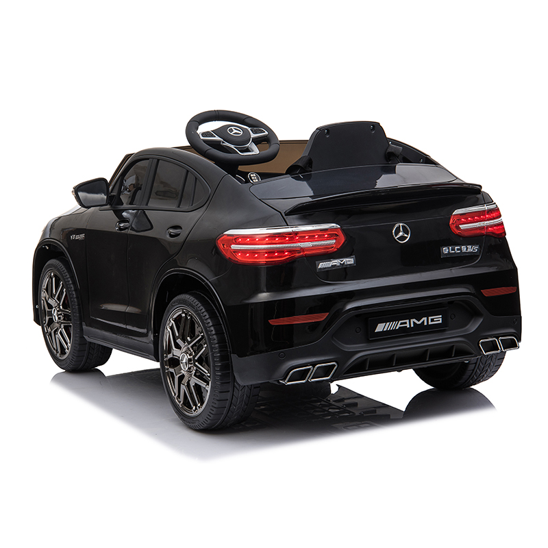Mercedes – Benz AMG GLC 63S coupé crni 24201 - Slika 4
