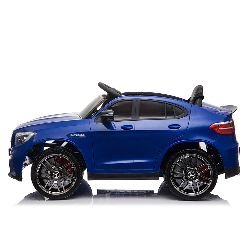 Mercedes – Benz AMG GLC 63S coupé plavi 24201 - Slika 3
