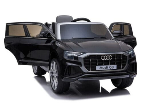 Audi Q8 na akumulator crni