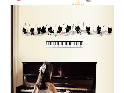 MACE-NALEPNICA-ZA ZID-KLAVIR